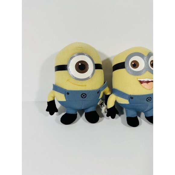 Despicable Me Original Minions Stuart & Dave Plush Stuffed Kids Toys 6.5” Each - Picture 2 of 8